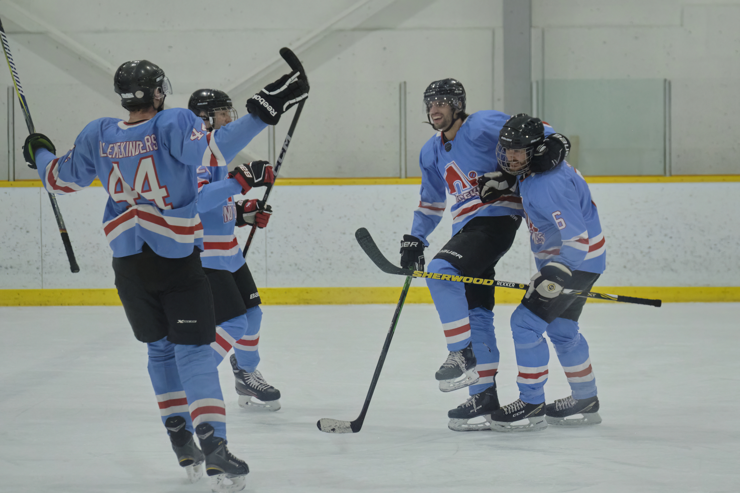 No Dekes – Comox Valley Hockey League